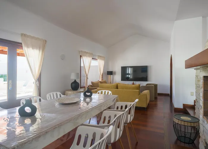 Careva 1 - Vipvipvillas * كوستا تاغيسي