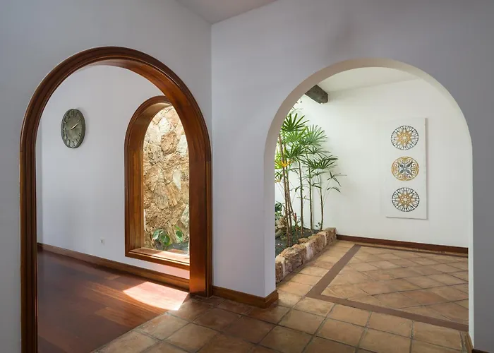 Careva 1 - Vipvipvillas 빌라 코스타 테기세